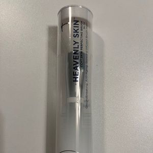 It cosmetics heavenly skin skin smoothing complexion brush No 704